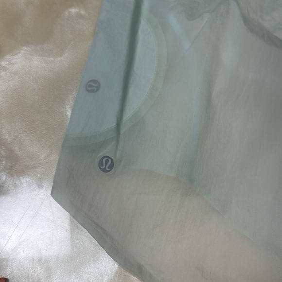 Lululemon Step Out High Rise 3” Shorts - Picture 6 of 8